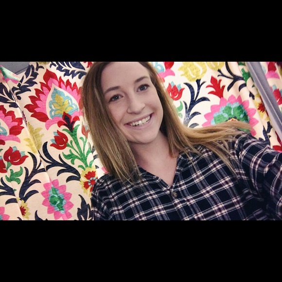 Meet your Posher, Riley - Picture 1 of 1